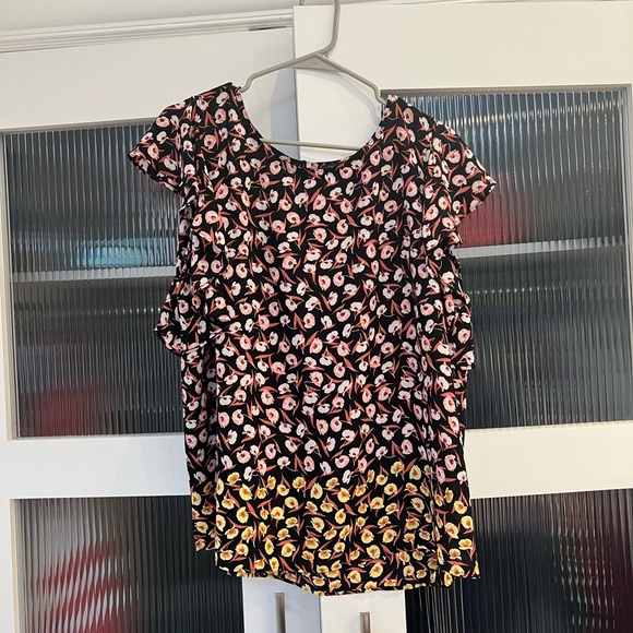 Ann Taylor Factory Tops - 🛍️2/$20 Ann Taylor Top